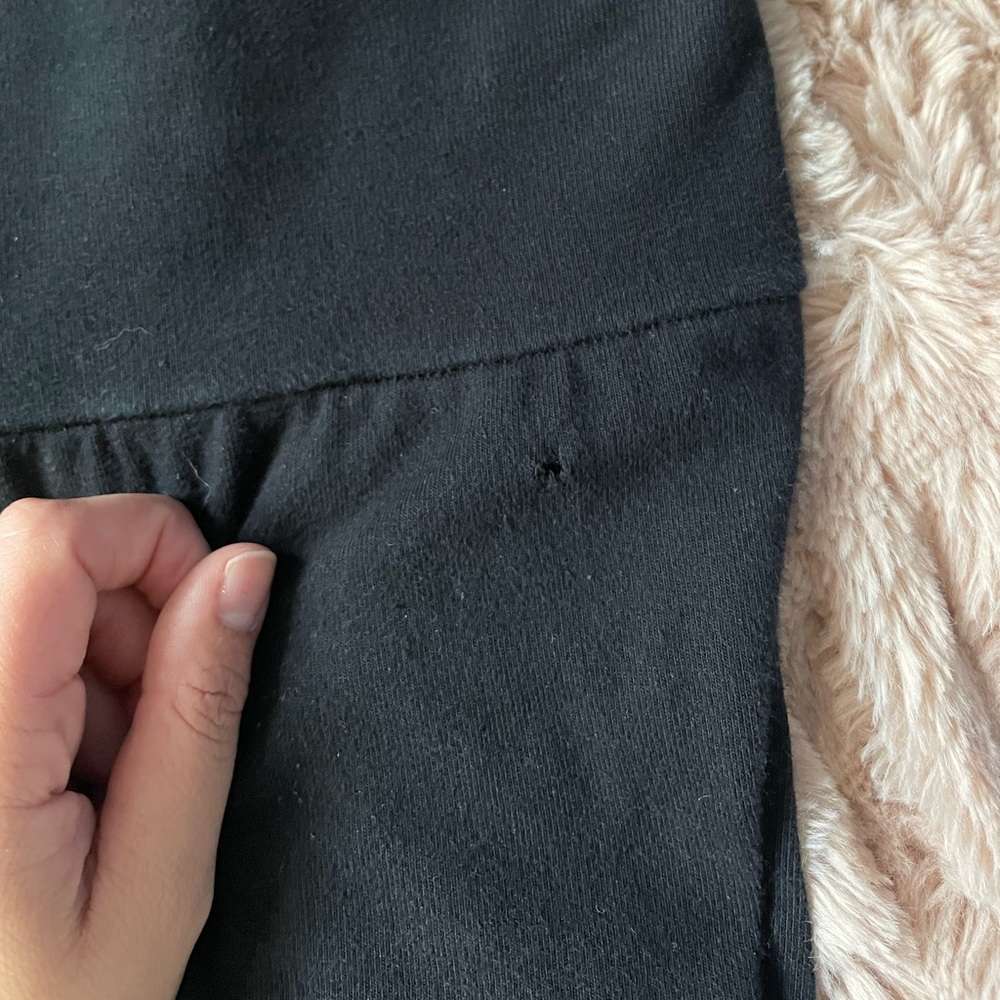 **SOLD** Brandy Melville Priscilla Pants - Picture 5 of 6